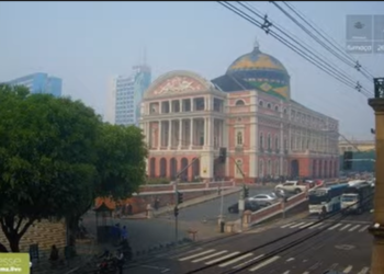 Fumaça das queimadas deixa ar insuportável em Manaus