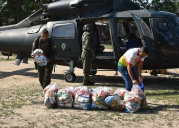 Governo atua no apoio logístico da ajuda humanitária para comunidades ribeirinhas de Alvarães