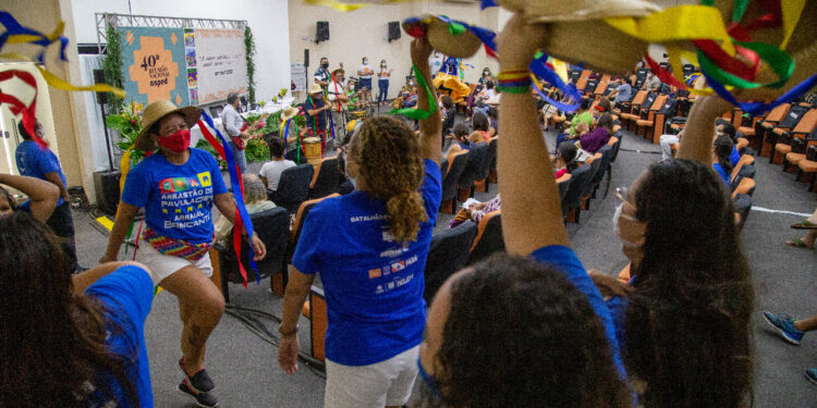 Manaus recebe o maior evento científico de área de pesquisa em educação do país 