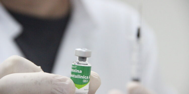 AVC: Crescimento da doença tem afetado a saúde de jovens e idosos 