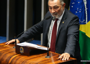 Ex-senador é alvo de operação por suspeita de ser mandante de assassinato