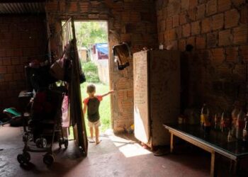 No Amazonas, 80,9% das crianças e adolescentes estão na pobreza, em suas múltiplas dimensões, alerta UNICEF