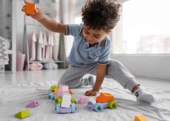 Grupo Info Store realiza distribuição de brinquedos em seis instituições de Manaus, nesta terça-feira (10)