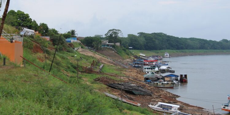 Estiagem no rio Madeira pode deixar Borba em colapso, alerta prefeito