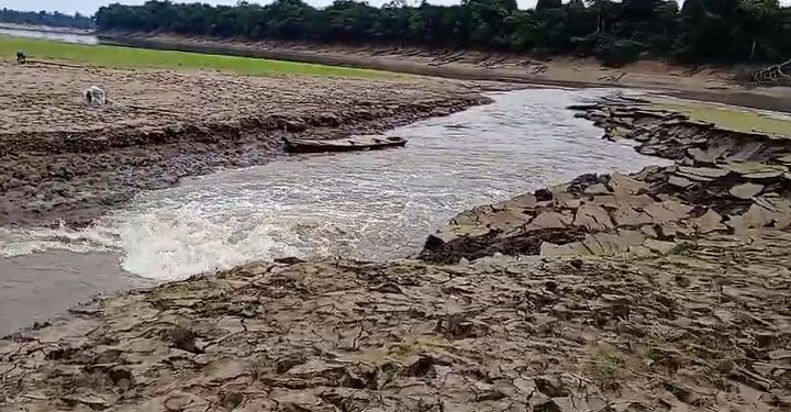 Estiagem: Lago Aruaú seca e isola mais de 165 famílias na zona rural de Manaus