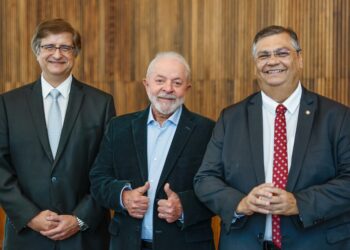 Presidente Lula indica Flávio Dino ao STF e Paulo Gonet à PGR