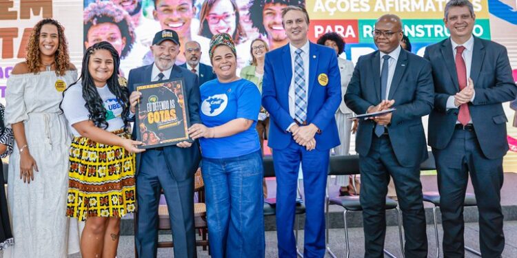 Presidente Lula sanciona atualização da Lei de Cotas no ensino superior