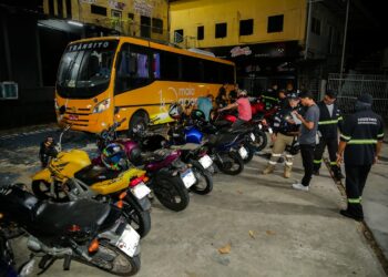 Detran Amazonas autua mais de 500 motocicletas participantes de ‘rolezinhos’