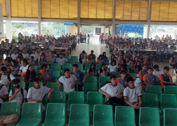 Estudantes de Urucará desenvolvem projeto solidário de arrecadação e doação de alimentos