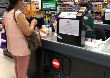Comércio se prepara para as festas de fim de ano e Grupo Queiroz espera crescimento de 30% nas vendas
