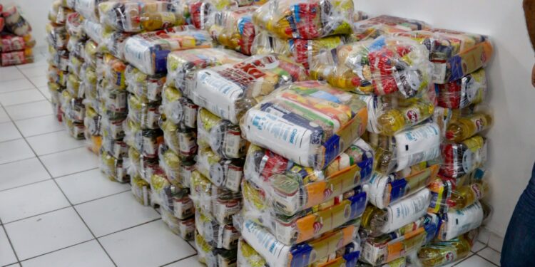 Governo lança edital para distribuição de alimentos a organizações da sociedade civil