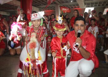 Curralzinho do Boi Garantido lota Vasco Vasques em Manaus