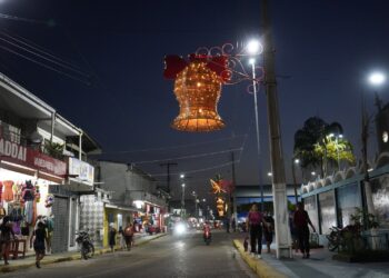 Natal: Decoração de Santo Antônio do Içá é realizada por artesãs indígenas