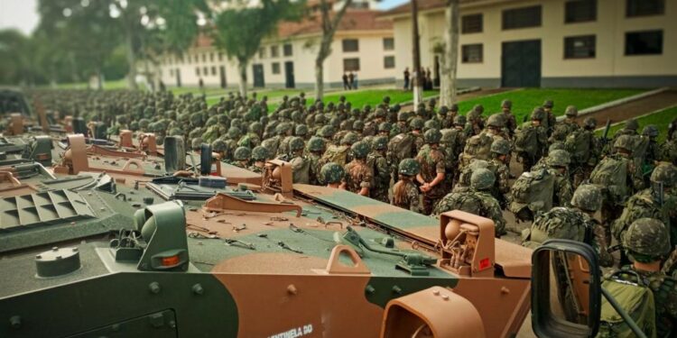 Brasil reforça presença militar na fronteira com Venezuela e Guiana