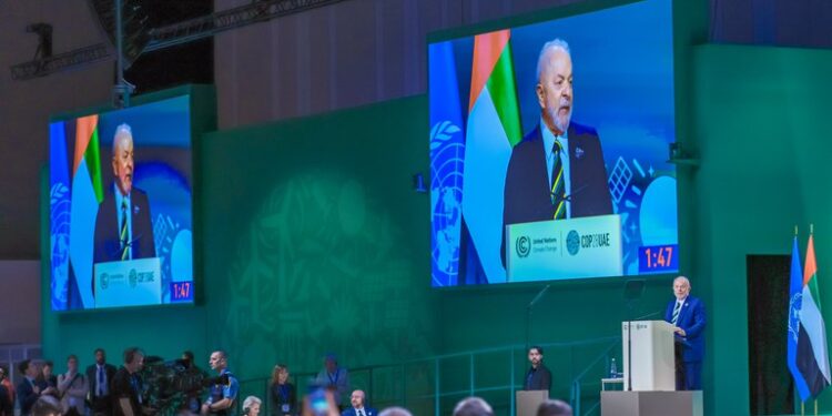 Sem justiça financeira, não há justiça climática possível, destaca Lula