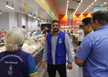 Visa Manaus conclui segunda parte da operação “Natal com Saúde” com mais 2,6 toneladas de alimentos apreendidos