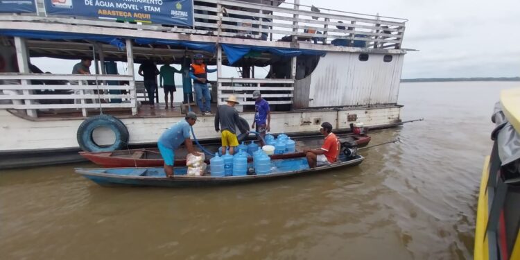 Governo reforça combate à estiagem com entrega de Etam’s a oito comunidades ribeirinhas