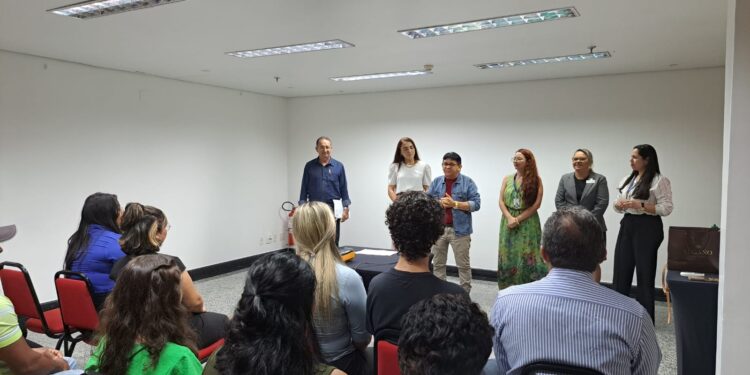 Senac-AM e Sindechrsam garantem certificação para 60 profissionais  da categoria de turismo e hotelaria