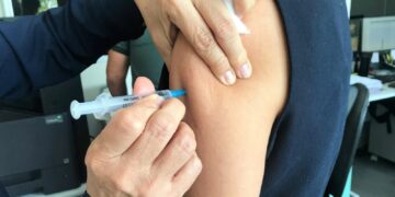 Campanha de vacinação contra a gripe no Amazonas continua