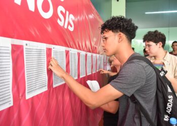 UEA divulga lista dos aprovados no Vestibular e SIS nesta quinta-feira (07/12)