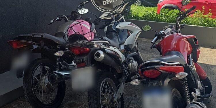 Homem utilizava chave mestra para furtar motocicletas em supermercados de Manaus