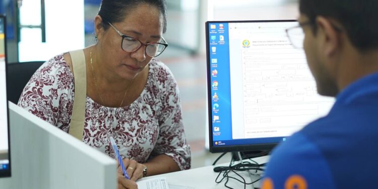 Sine Amazonas divulga 125 vagas de emprego para esta quarta-feira