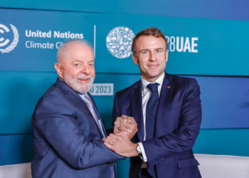 Após criticar acordo com Mercosul, Macron anuncia verba para Amazônia