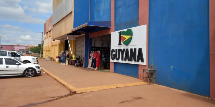 Referendo na Venezuela aprova incorporação de Essequibo