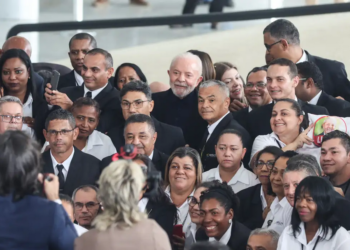Lula concede recesso a terceirizados do Palácio do Planalto