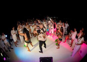 Uiara Amazon Resort fará festa de Réveillon a bordo de Iate no Rio Negro