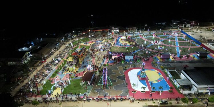 Eirunepé Inaugura Largo Governador Amazonino Mendes