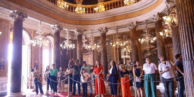 Dada a largada: encontro com representantes do Amazonas e Pará incentiva candidatura dos Teatros da Amazônia a Patrimônio Mundial 