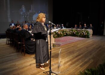 Autoridades prestigiam a posse da nova presidente do TCE-AM