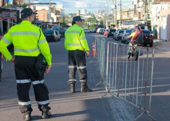 Prefeitura apresenta esquema de trânsito e transporte para desfiles das escolas de samba e bandas da Bica e Difusora
