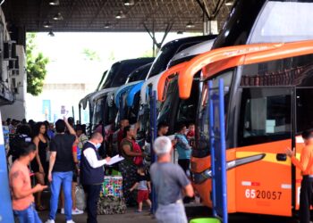 Número de passageiros cresce 17,28% no transporte rodoviário intermunicipal em 2023