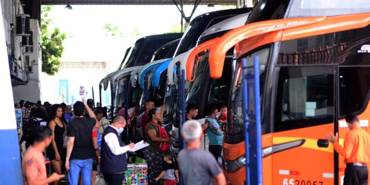 Número de passageiros cresce 17,28% no transporte rodoviário intermunicipal em 2023