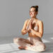 Amazonas Shopping oferece aula de Yoga no projeto “Domingou”
