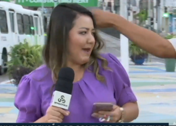 Vídeo: Em Manaus, morador em situação de rua agride jornalista da Rede Amazônica