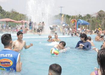 Parque Aquático do Sesc reabre com funcionamento aos domingos e feriados 