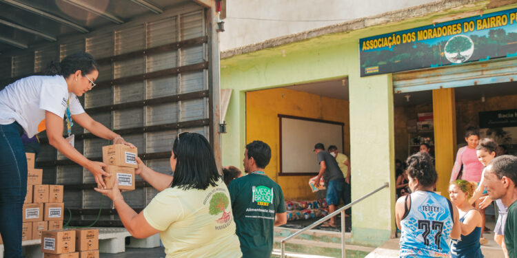 Sesc Mesa Brasil e SC Johnson unem esforços para beneficiar vítimas da seca no Amazonas