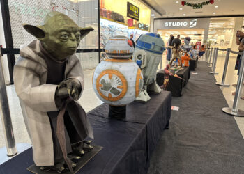 Fãs do Universo Geek contam com exposição em papercraft