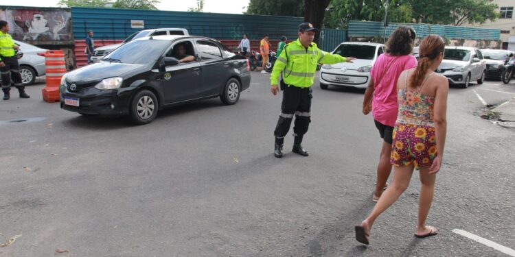 Prefeitura de Manaus estabelece regras para fechamento de ruas durante o Carnaval