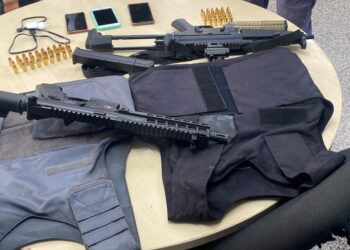 Polícia Militar prende integrantes de organização criminosa e apreende dois fuzis