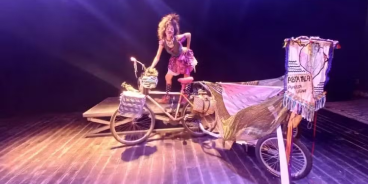 Artista que viajava de bicicleta para Venezuela some no Amazonas