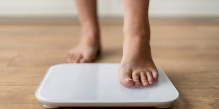 Mundo vive epidemia de obesidade e sobrepeso, com grave risco de doenças hepáticas