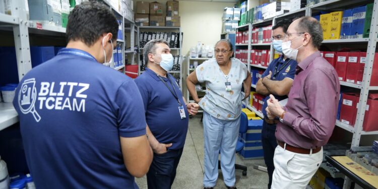 Equipes do programa Blitz TCE inspecionam FCecon