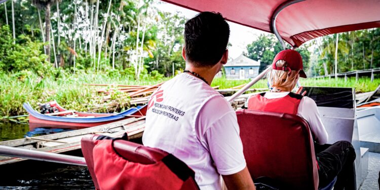 MSF leva cuidados de saúde a comunidades ribeirinhas e quilombolas na Amazônia