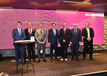 Ouvidor do TCE-AM toma posse como vice-presidente do Instituto Rui Barbosa
