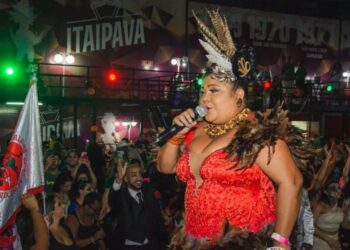 Márcia Siqueira estreia no Carnaval paulista