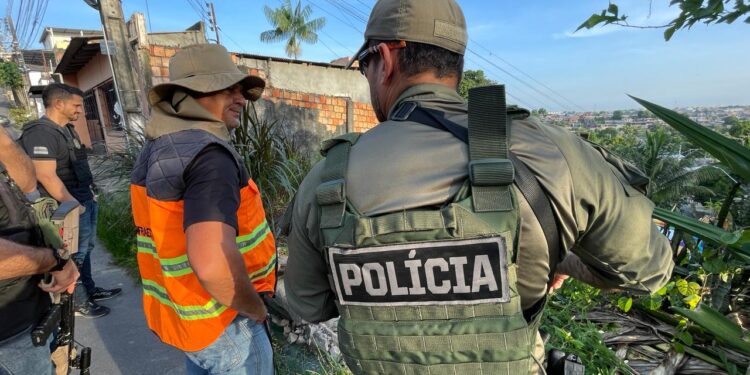 Polícia viabiliza construção de rua que era dominada por facção criminosa no Nossa Senhora de Fátima